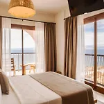Lsaranda House 16 Adult Only Hotel