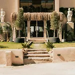 Lsaranda House 16 Adult Only *