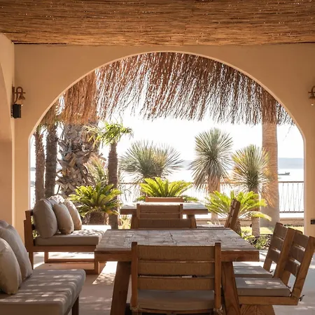 The Local Ayasaranda * Cesme