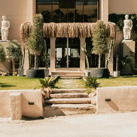 Lsaranda House 16 Adult Only *
